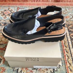 DONALD J. PLINER slip on loafers navy crinkle patent shoes essexci - worn 1x